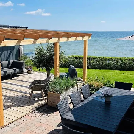 Nyaraló 8113-ronde-strandvejen-91 Rønde
